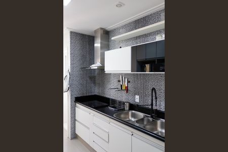 Apartamento para alugar com 187m², 3 quartos e 4 vagas Apartamento para alugar com 187m², 3 quartos e 4 vagasCozinha