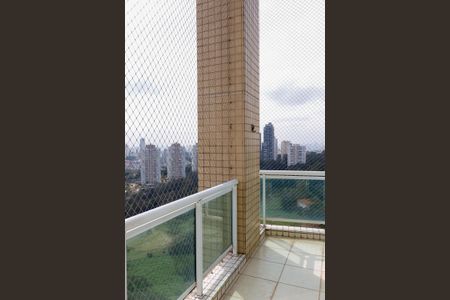 Apartamento para alugar com 187m², 3 quartos e 4 vagas Apartamento para alugar com 187m², 3 quartos e 4 vagasSacada