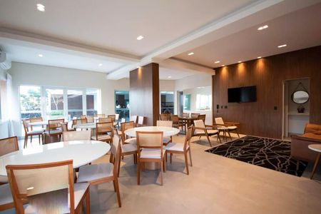 Apartamento para alugar com 187m², 3 quartos e 4 vagas Apartamento para alugar com 187m², 3 quartos e 4 vagasÁrea comum - Salão de festas