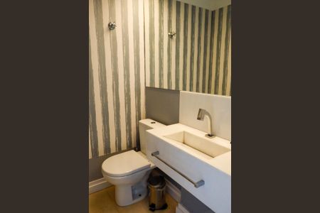 Apartamento para alugar com 187m², 3 quartos e 4 vagas Apartamento para alugar com 187m², 3 quartos e 4 vagasLavabo