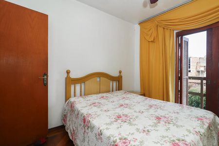 Casa à venda com 140m², 3 quartos e 3 vagasSuíte