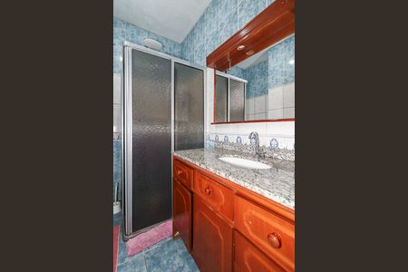 Casa à venda com 140m², 3 quartos e 3 vagasBanheiro da Suíte
