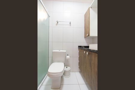 Casa de condomínio à venda com 110m², 3 quartos e 2 vagasBanheiro