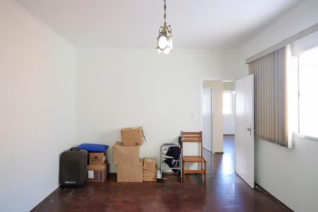 Casa à venda com 124m², 3 quartos e 2 vagasSuíte