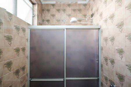 Casa à venda com 124m², 3 quartos e 2 vagasBanheiro da suíte