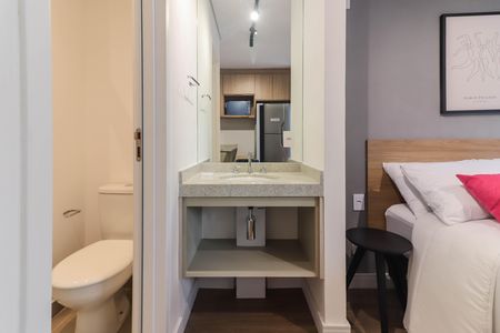 Studio para alugar com 20m², 1 quarto e sem vaga Studio para alugar com 20m², 1 quarto e sem vagaBanheiro