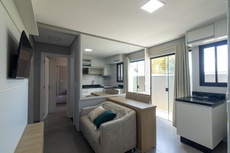 Sala de apartamento para alugar com 1 quarto, 34m² em Cajuru, Curitiba