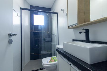 Banheiro Social de apartamento para alugar com 1 quarto, 34m² em Cajuru, Curitiba