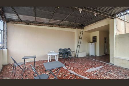 Apartamento à venda com 60m², 1 quarto e 1 vagaÁrea comum