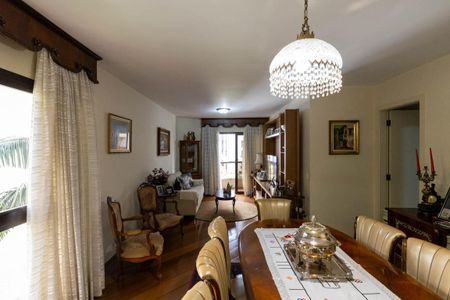 Sala de apartamento à venda com 3 quartos, 127m² em Higienópolis, São Paulo