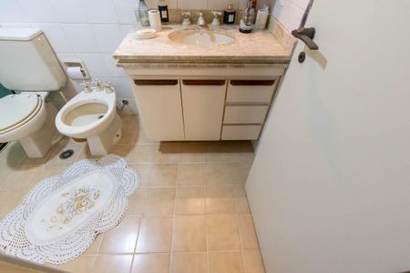 Apartamento à venda com 127m², 3 quartos e 2 vagasBanheiro Social