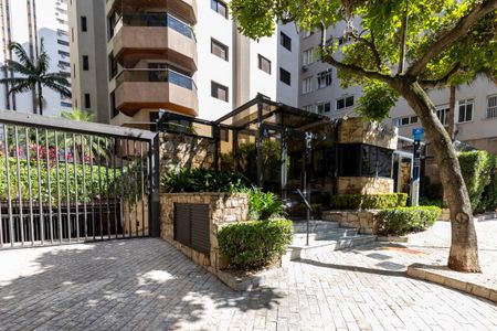 Apartamento à venda com 127m², 3 quartos e 2 vagasFachada