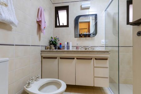 Apartamento à venda com 127m², 3 quartos e 2 vagasBanheiro da Suíte