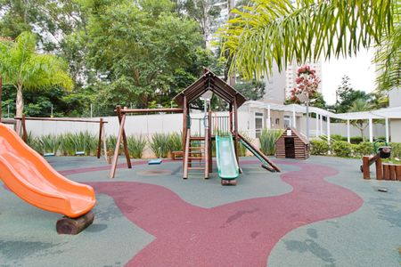 Apartamento à venda com 340m², 4 quartos e 4 vagasÁrea comum - Playground