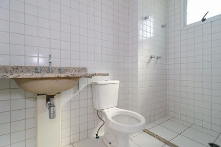 Apartamento à venda com 340m², 4 quartos e 4 vagasBanheiro da Suíte 2