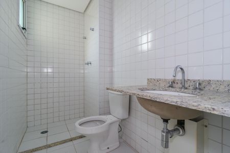 Apartamento à venda com 340m², 4 quartos e 4 vagasBanheiro da Suíte da Cobertura