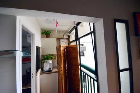 Apartamento à venda com 92m², 3 quartos e 1 vagaÁrea de Serviço