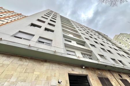Apartamento para alugar com 37m², 1 quarto e sem vaga Apartamento para alugar com 37m², 1 quarto e sem vagaFachada