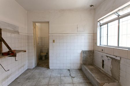 Casa à venda com 200m², 4 quartos e 1 vaga Casa à venda com 200m², 4 quartos e 1 vagaCasa 3 - Cozinha