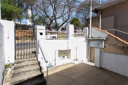 Casa à venda com 200m², 4 quartos e 1 vaga Casa à venda com 200m², 4 quartos e 1 vagaEntrada