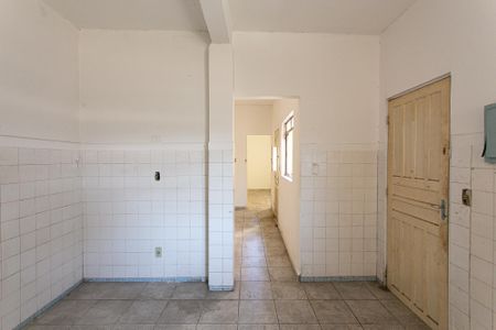 Casa à venda com 200m², 4 quartos e 1 vaga Casa à venda com 200m², 4 quartos e 1 vagaCasa 2 - Cozinha