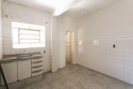 Casa à venda com 200m², 4 quartos e 1 vaga Casa à venda com 200m², 4 quartos e 1 vagaCasa 2 - Cozinha