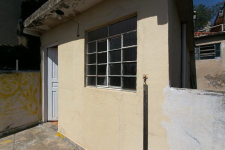 Casa à venda com 200m², 4 quartos e 1 vaga Casa à venda com 200m², 4 quartos e 1 vagaCasa 1 - Área Externa