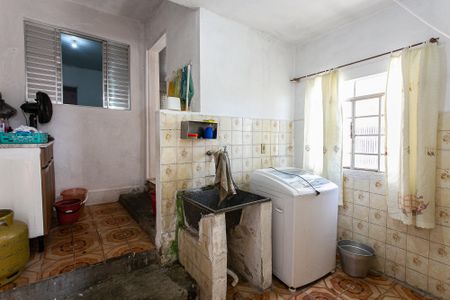 Casa à venda com 200m², 4 quartos e 1 vaga Casa à venda com 200m², 4 quartos e 1 vagaCasa 1 - Área de Serviço