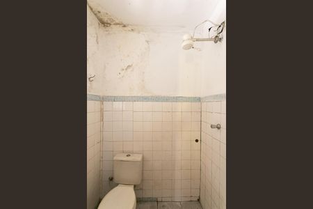 Casa à venda com 200m², 4 quartos e 1 vaga Casa à venda com 200m², 4 quartos e 1 vagaCasa 2 - Banheiro