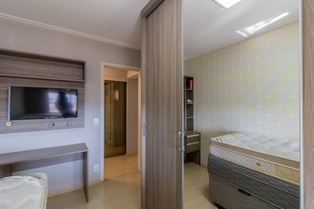 Apartamento à venda com 137m², 4 quartos e 2 vagas Apartamento à venda com 137m², 4 quartos e 2 vagasQuarto 1