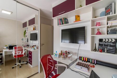 Apartamento à venda com 137m², 4 quartos e 2 vagas Apartamento à venda com 137m², 4 quartos e 2 vagasQuarto 2