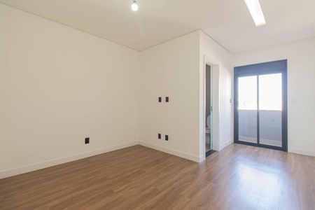 Casa à venda com 192m², 4 quartos e 2 vagasSuíte 2
