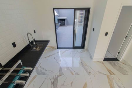 Casa à venda com 192m², 4 quartos e 2 vagasCozinha