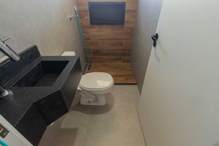 Casa à venda com 192m², 4 quartos e 2 vagasBanheiro da Suíte 1