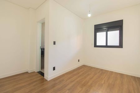 Casa à venda com 192m², 4 quartos e 2 vagasSuíte 1