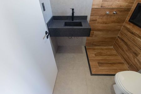 Casa à venda com 192m², 4 quartos e 2 vagasBanheiro da Suíte 2