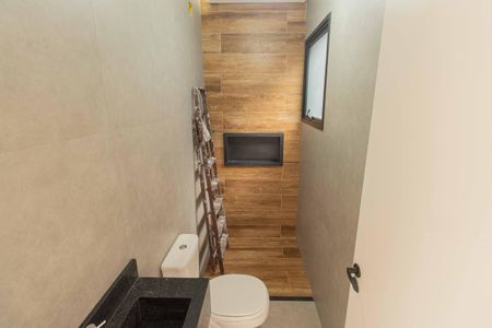 Casa à venda com 192m², 4 quartos e 2 vagasBanheiro