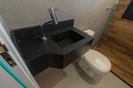 Casa à venda com 192m², 4 quartos e 2 vagasBanheiro da Suíte 1