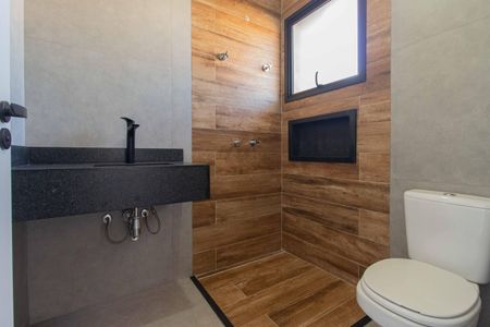 Casa à venda com 192m², 4 quartos e 2 vagasBanheiro da Suíte 2