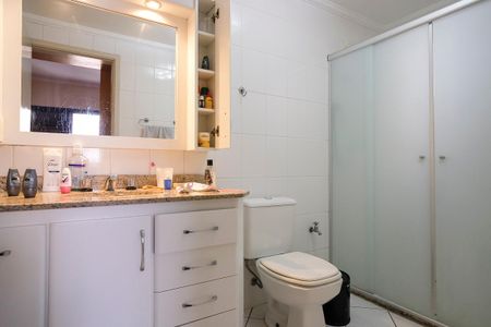 Apartamento à venda com 135m², 3 quartos e 2 vagasBanheiro da suíte 1