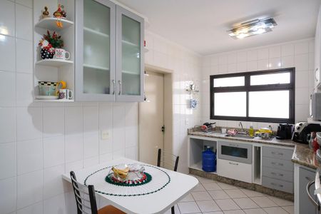 Apartamento à venda com 135m², 3 quartos e 2 vagasCozinha