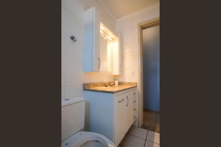 Apartamento à venda com 135m², 3 quartos e 2 vagasBanheiro da suíte 2