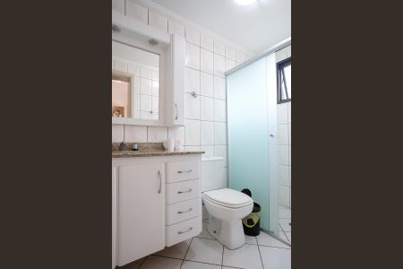 Apartamento à venda com 135m², 3 quartos e 2 vagasBanheiro da suíte 3