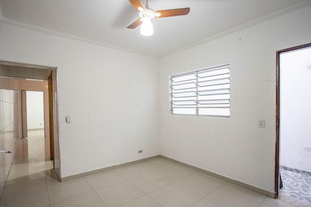 Sala  de casa para alugar com 2 quartos, 120m² em Taboão, Diadema