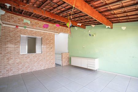 Varanda  de casa para alugar com 2 quartos, 120m² em Taboão, Diadema