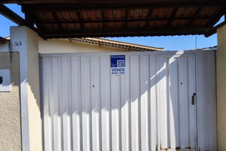 Casa à venda com 200m², 2 quartos e 4 vagasPlaca 