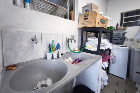 Casa à venda com 200m², 2 quartos e 4 vagasÁrea de Serviço