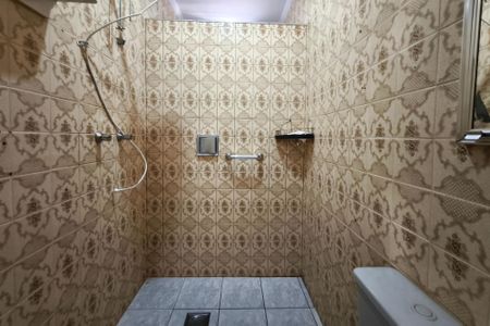 Casa à venda com 200m², 2 quartos e 4 vagasBanheiro Social