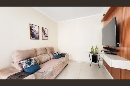 Casa à venda com 278m², 3 quartos e 3 vagas Casa à venda com 278m², 3 quartos e 3 vagasEdícula