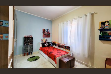 Casa à venda com 278m², 3 quartos e 3 vagas Casa à venda com 278m², 3 quartos e 3 vagasQuarto 2